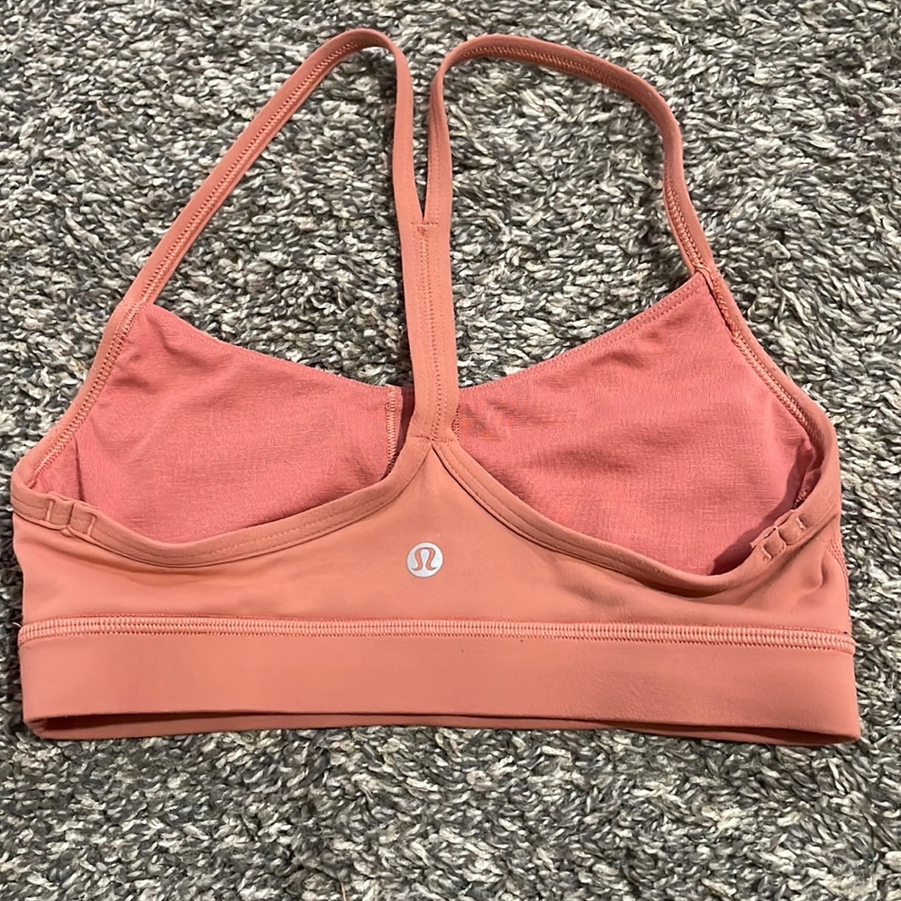 Lululemon sports bra size 4
